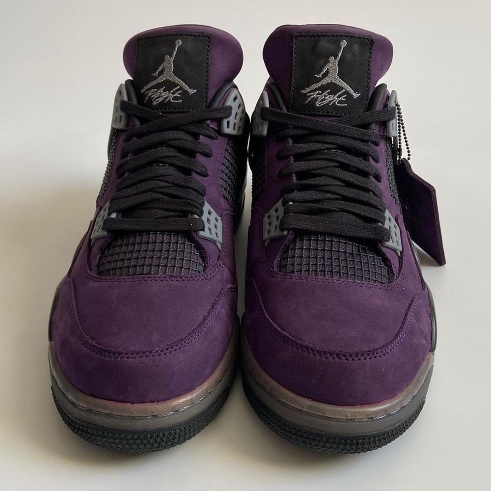 Brand new never worn, Travis Scott friends and family 4s - Picture 4 of 6